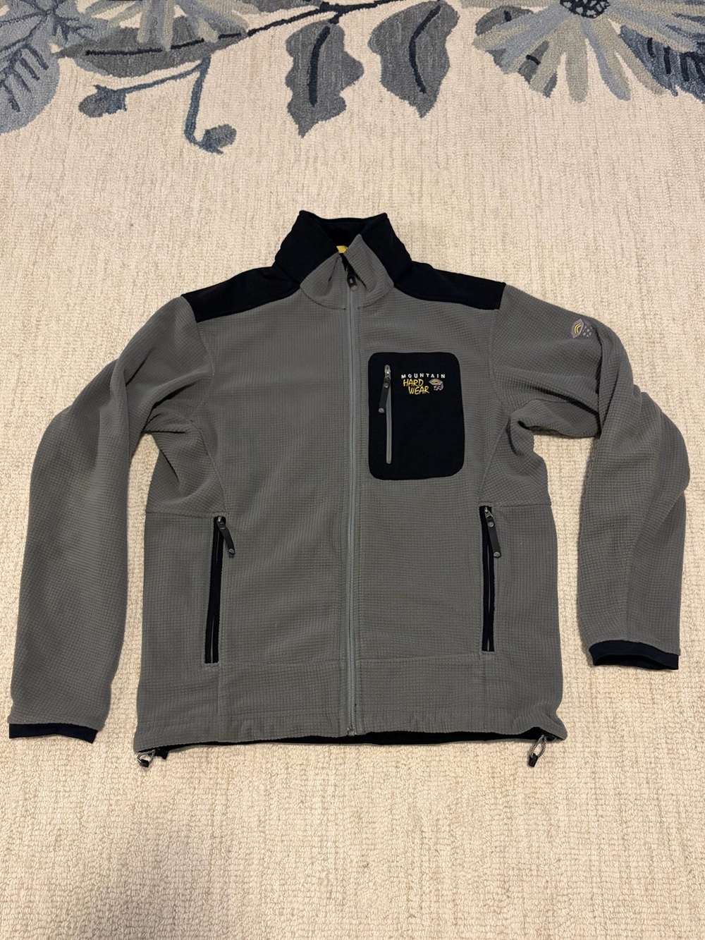 Mountain Hardwear Gray and Black Lightweight Fleece Jacket